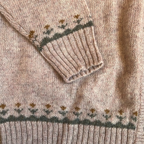 Farm Scene Cottage Core Knitted Cardigan - Picture 4 of 4
